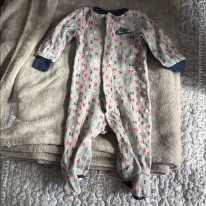 ✨5 for $15✨ Nike Grey Footed One-Piece with Navy Accents and Red/Blue Print